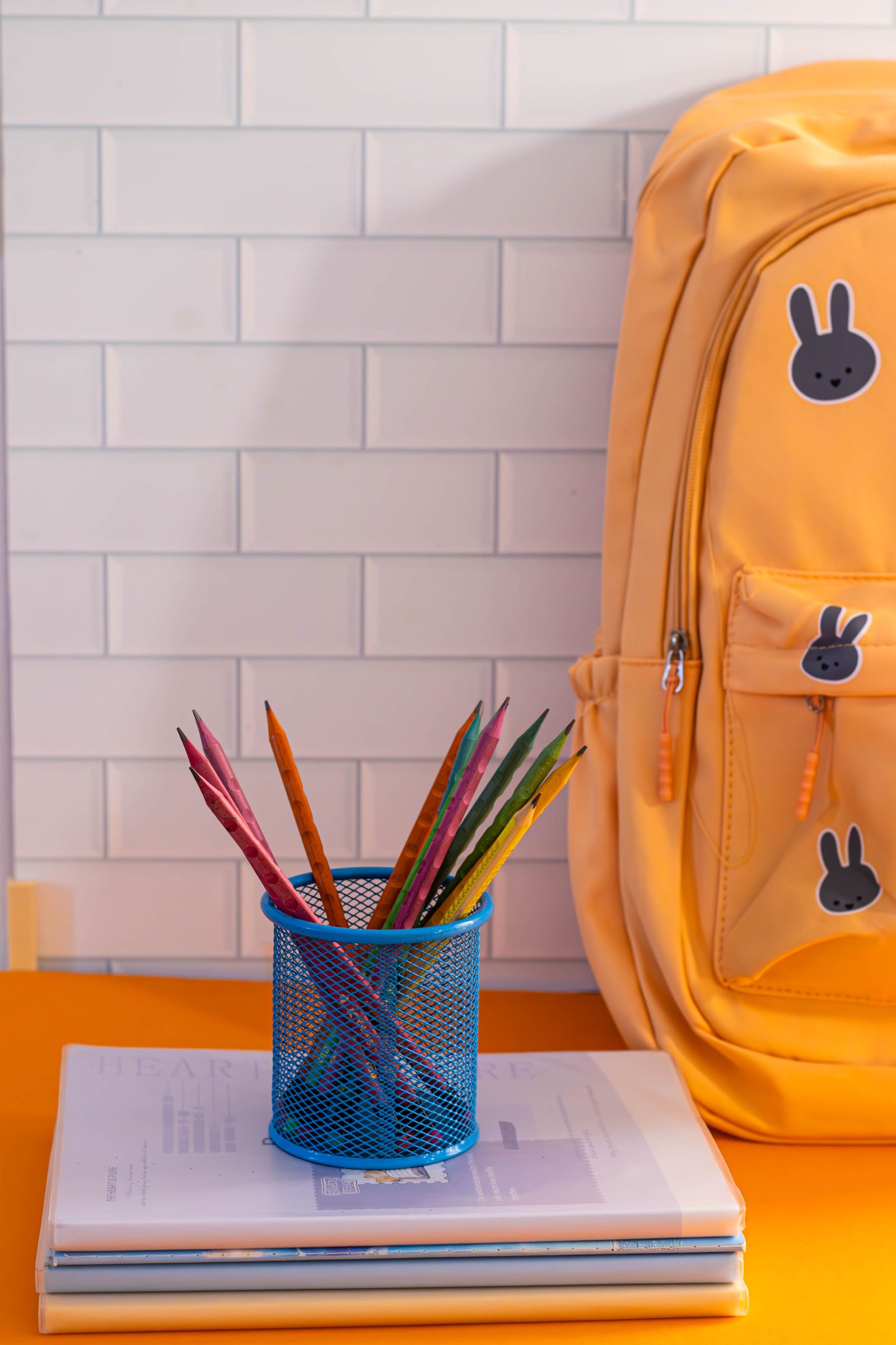 Fournitures scolaires et cartable pour la rentree